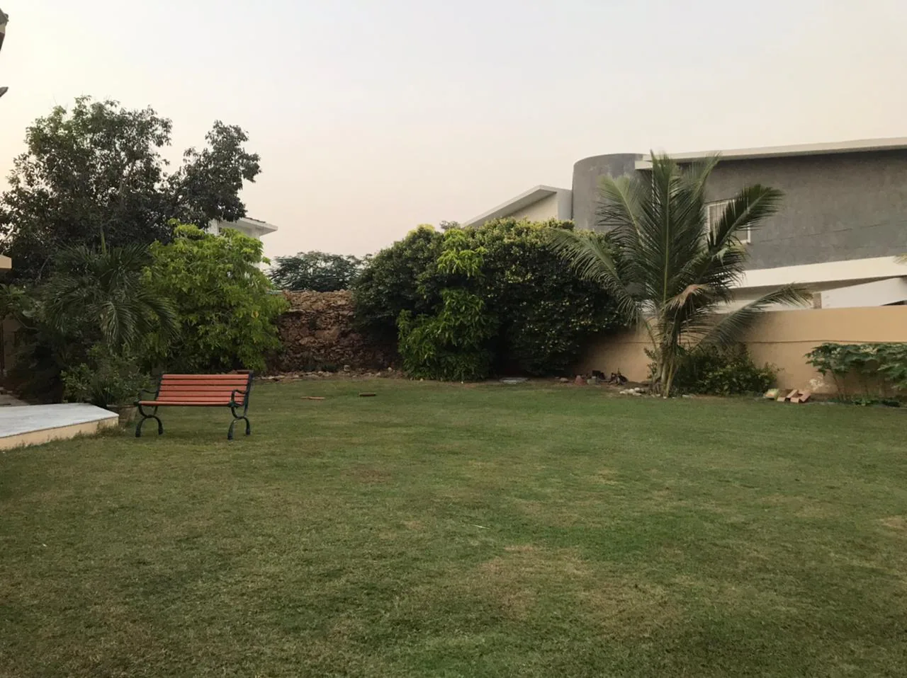 Private lawn 