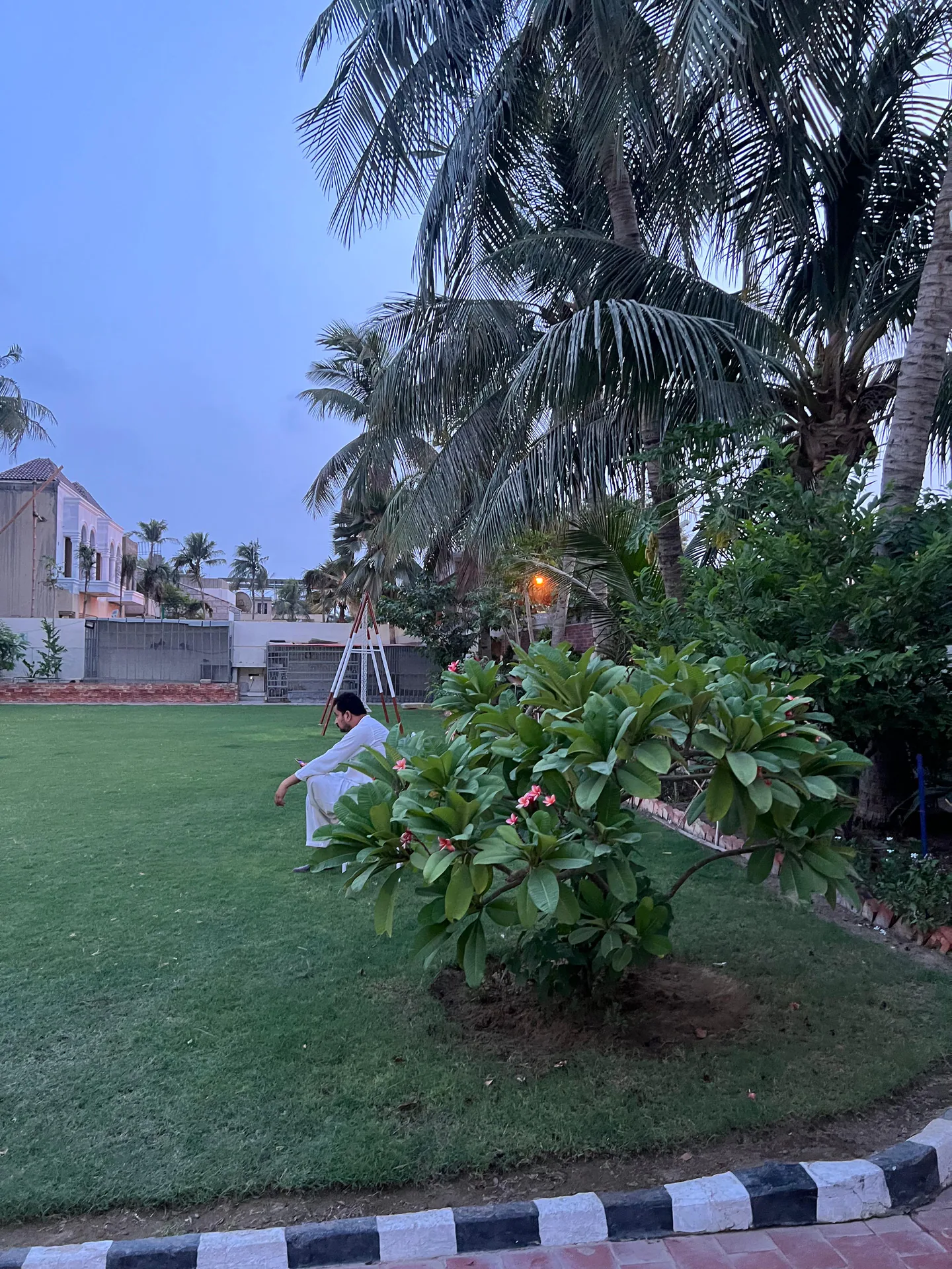 Private lawn 